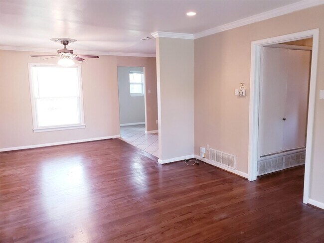 Photo - 3309 San Marcus Ave