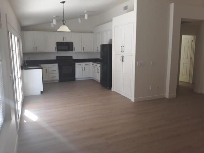 Photo - 1321 W Canary Way