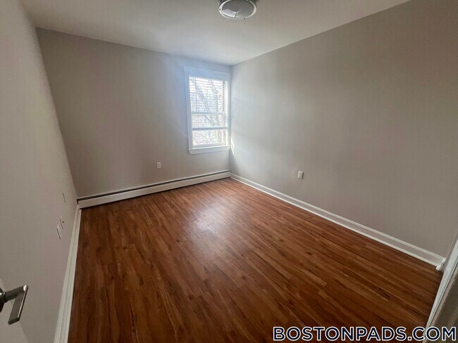 Photo - 9 Bronsdon St Unidad 17B-A