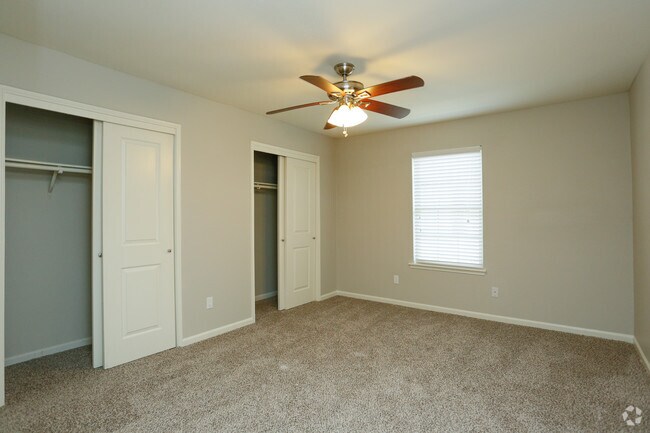 1157SF - 2BR - Master Bedroom