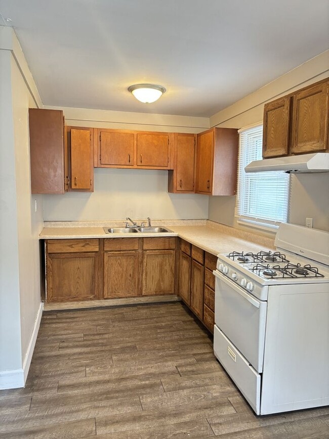 Building Photo - 926 1/2 N Linview Ave Unit 1 Rental