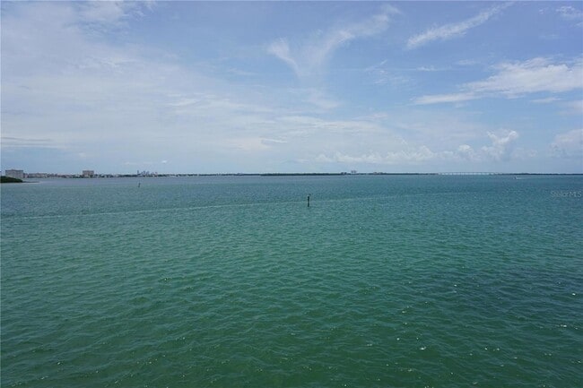 Building Photo - 103 1st St E Unit 205