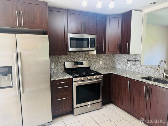 Building Photo - 171 Nebula Rd Rental