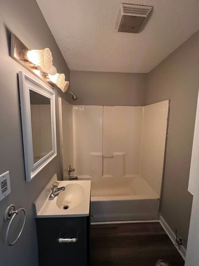 Photo - Two Bedroom Home in Chattanooga TN