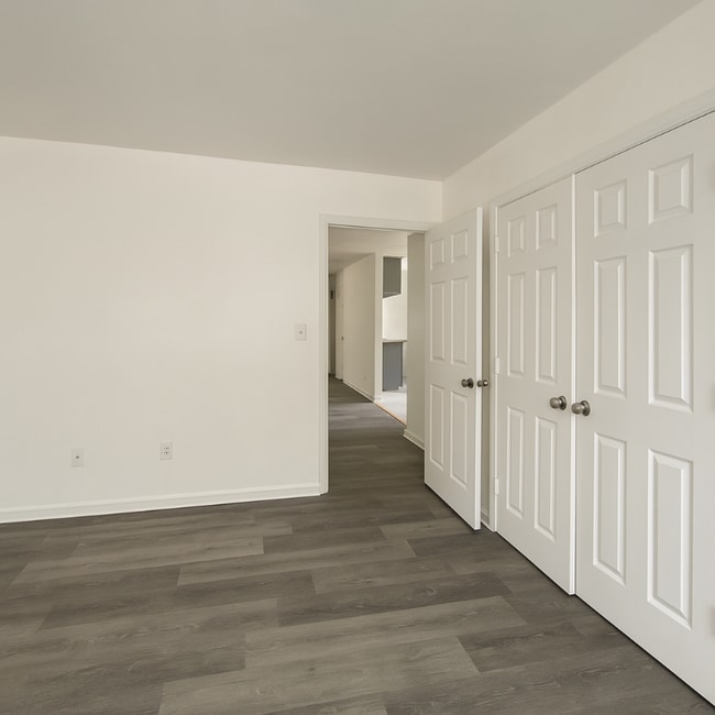 Photo - 618 White St