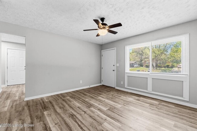Photo - 1037 Kaiser Ct