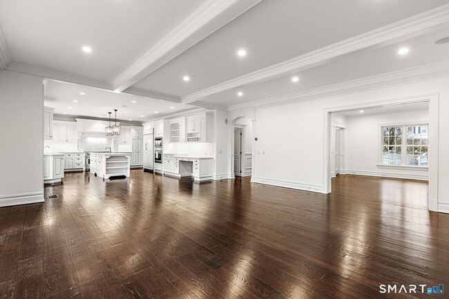 Photo - 93 Mansfield Ave