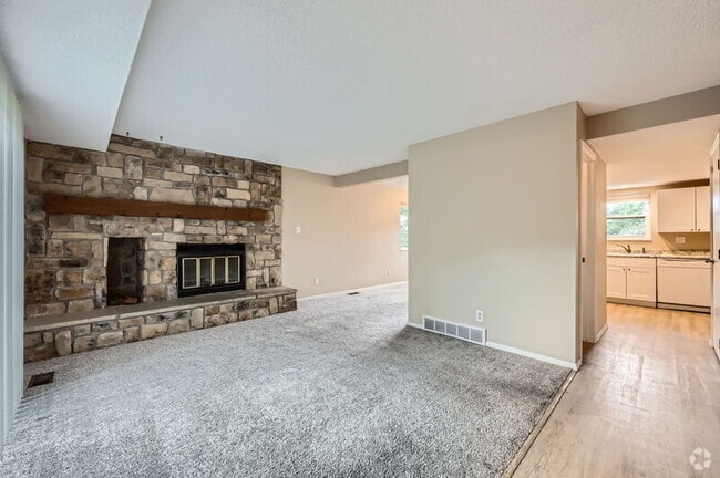 Building Photo - 1025 Moorings Dr Rental