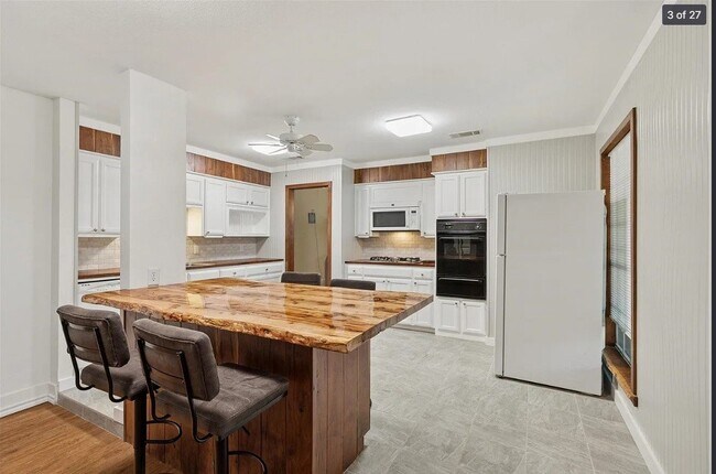 Photo - 226 Hillcrest Dr