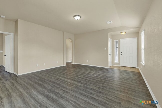 Photo - 1512 Doncaster Dr