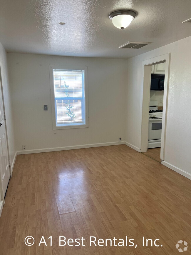 Building Photo - 3643 Dakota Ave Rental