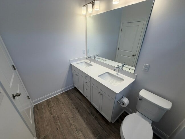 Photo - 15359 Ballancroft Pkwy