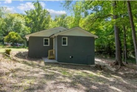 Photo - 1424 Springbrook Dr