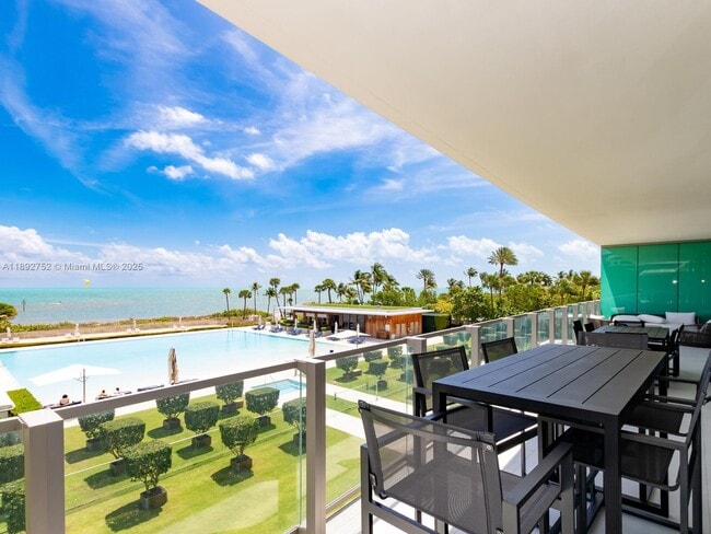 Building Photo - 360 Ocean Dr Unit 304S