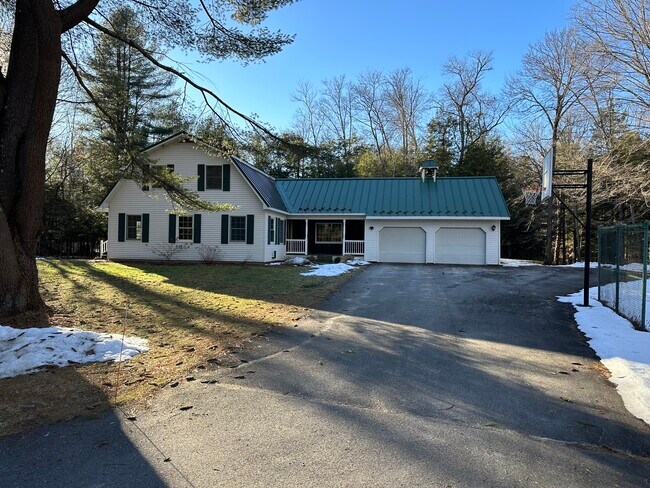 Photo - 10805 Hinman Rd E House