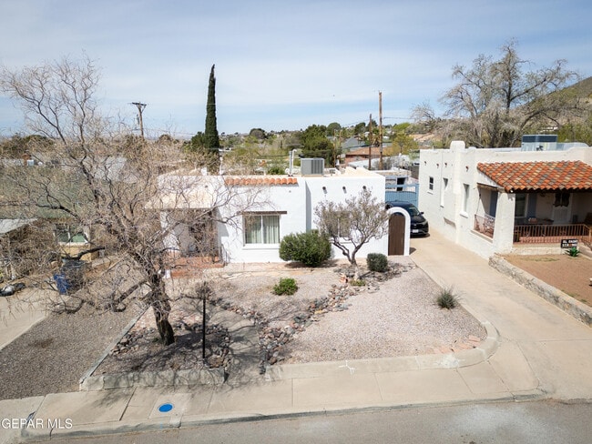 Photo - 1211 Mesita Dr