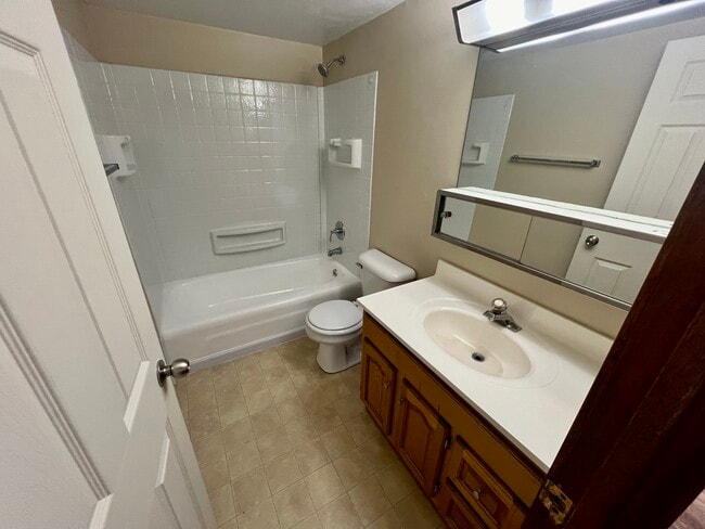 Photo - 18512 54th Ave