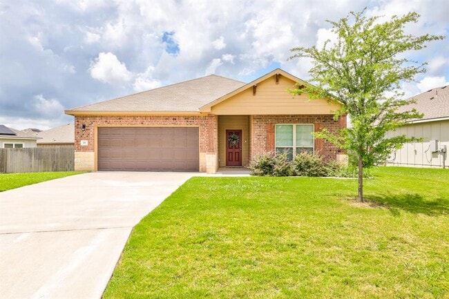 Building Photo - 717 Friar Tuck Dr