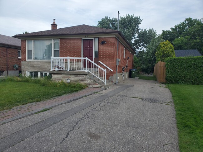 Photo - 53 Chillery Av Unit 2 bedroom basement apt