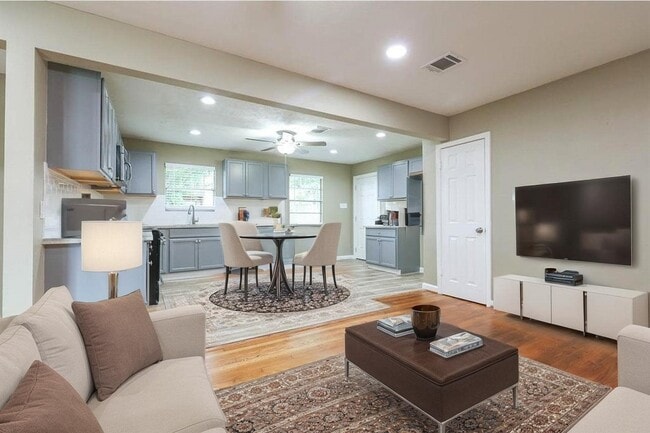 Photo - 4139 Lumberdale Rd