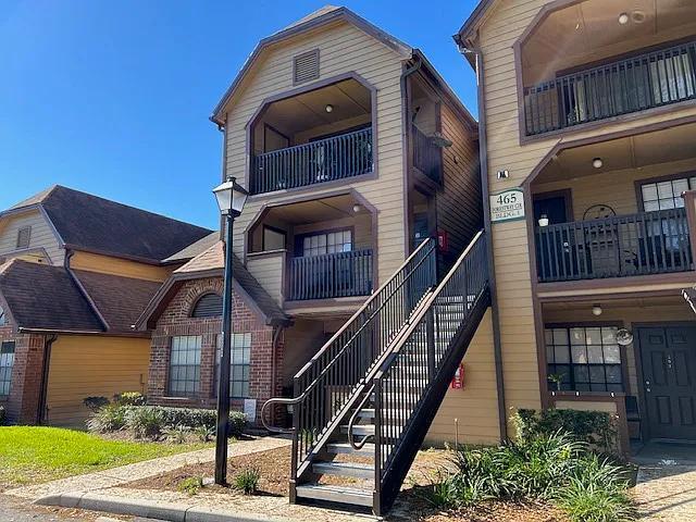 465 Forestway Cir Unit 202