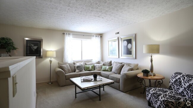 Living Room - Reserves at Northern Woods