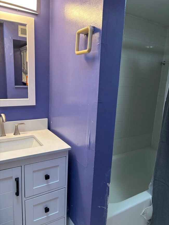 Photo - 556 Hartmann Ln