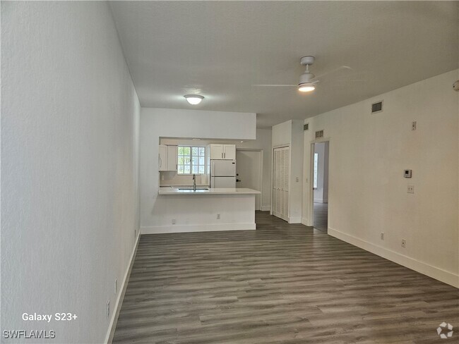 Building Photo - 8424 Bernwood Cove Loop Unit 1511 Rental