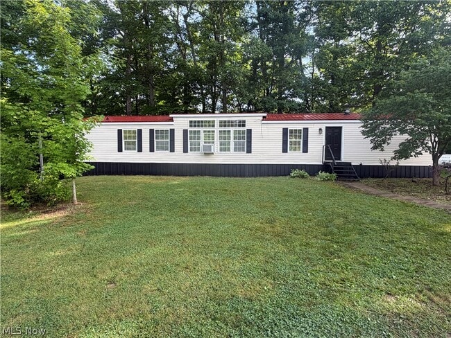 Building Photo - 2476 Cunningham Rd