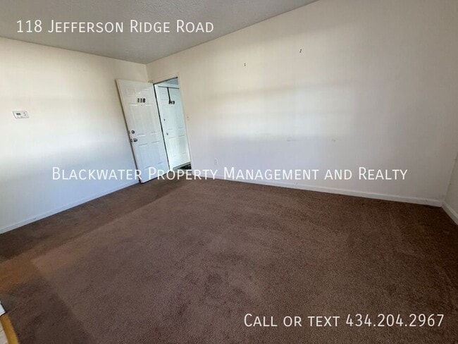 Photo - 118 Jefferson Ridge Rd