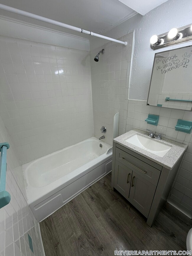 Photo - 23 Roughan St Unidad 1