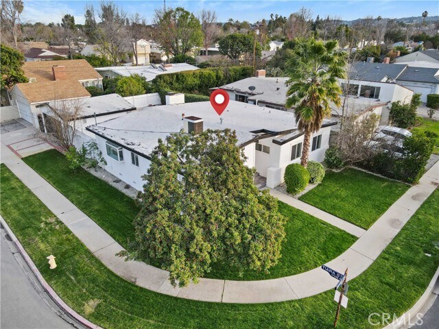 Photo - 5942 Graves Ave