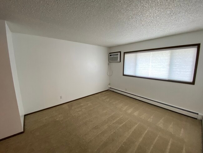 Photo - 280 S Chestnut St