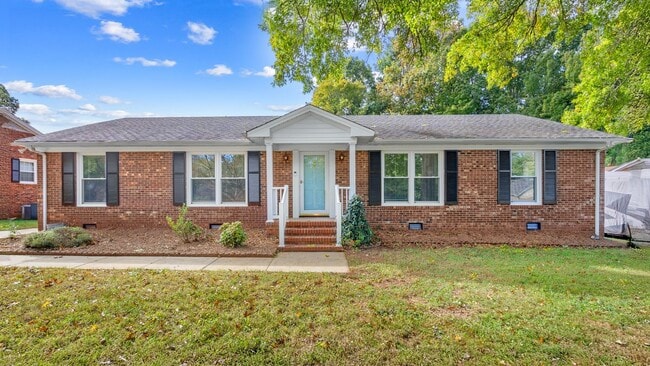 Building Photo - 3803 Derbyshire Dr Rental