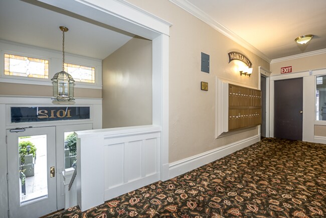 Photo - South Slope Queen Anne living at the Class...