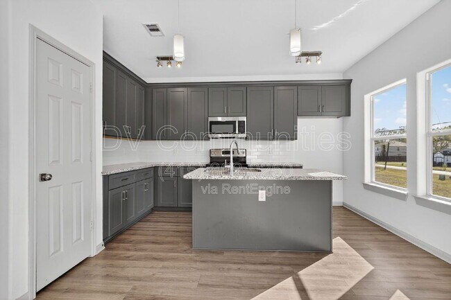 Photo - 4423 Brinkley St