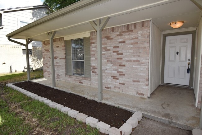 Photo - 18007 Forest Cedars Dr