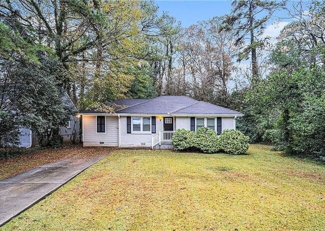 Photo - Beautiful 3-Bedroom Home with Spacious Backyard in Decatur