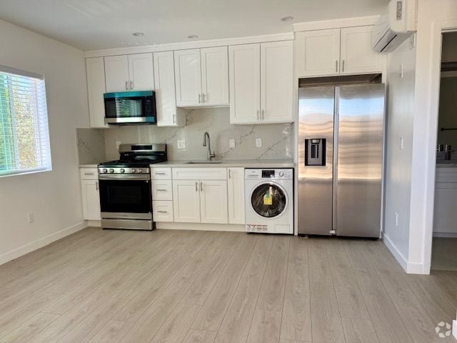 Building Photo - 16699 Itasca St Rental