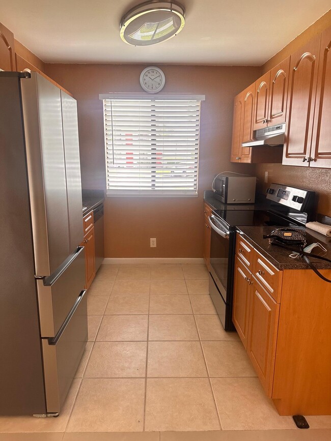 Building Photo - 700 Nottingham Cir Unit A Rental