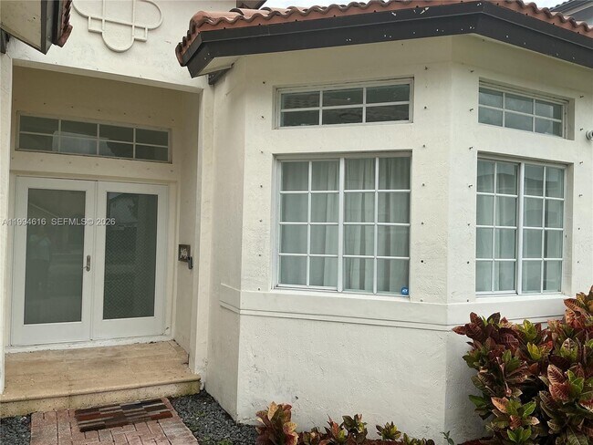 Photo - 1552 SW 154th Ct