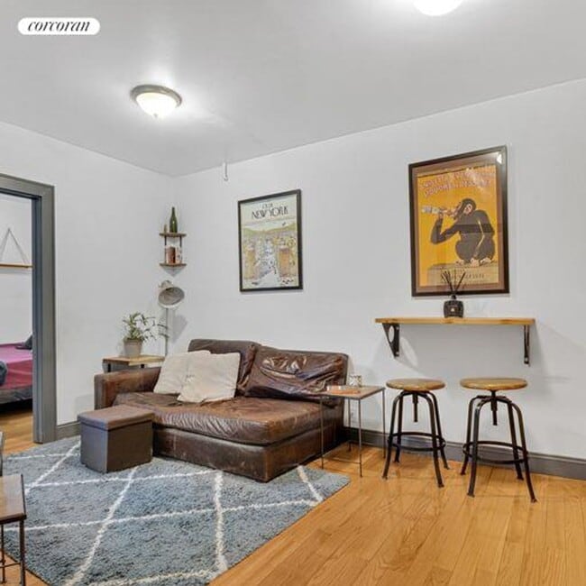 Photo - 111 MacDougal St