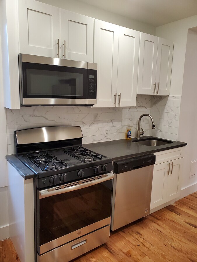 Photo - Gold Star Realty