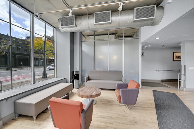 Photo - $2,445.00, 1 bed, 1.5. bath located in Denver Unit 5E