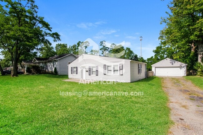 Photo - 8921 Cherry St