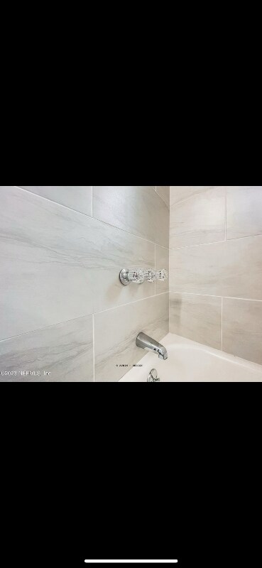 Photo - 1122 W 31st St