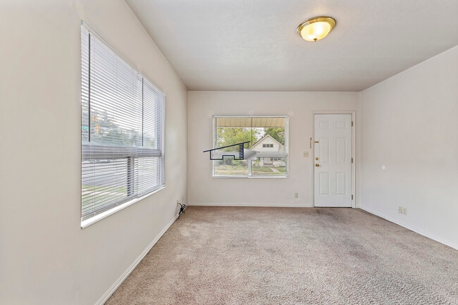 1180 24th St Unit 2