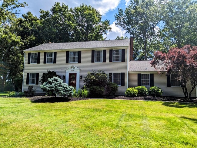 Photo - Center Hall Colonial for rent in Hudson!