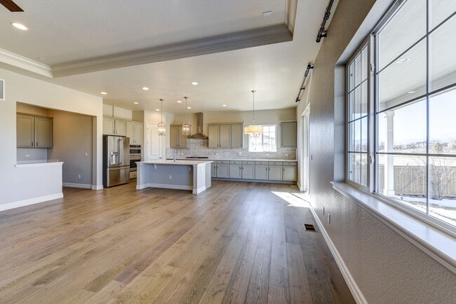 Photo - Breathtaking 4 Bedroom 3 Bedroom Ranch Sty...