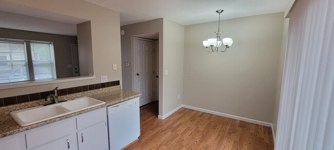 Photo - 792 Ficus Dr Unidad 28A